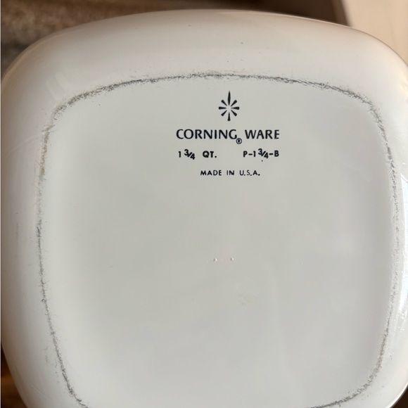 Corningware White Casserole Base - Picture 3 of 5